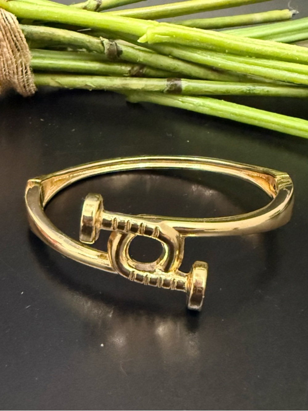 Unsigned Gold-tone Interlocking Nail Hinged Cuff Bangle Bracelet